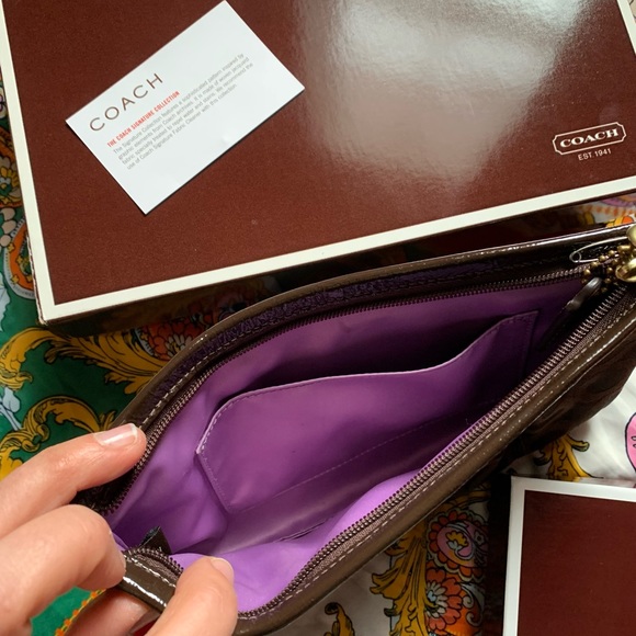 Authentic Coach purse and wallet duo with tags in box. Perfect condition. - Picture 4 of 6